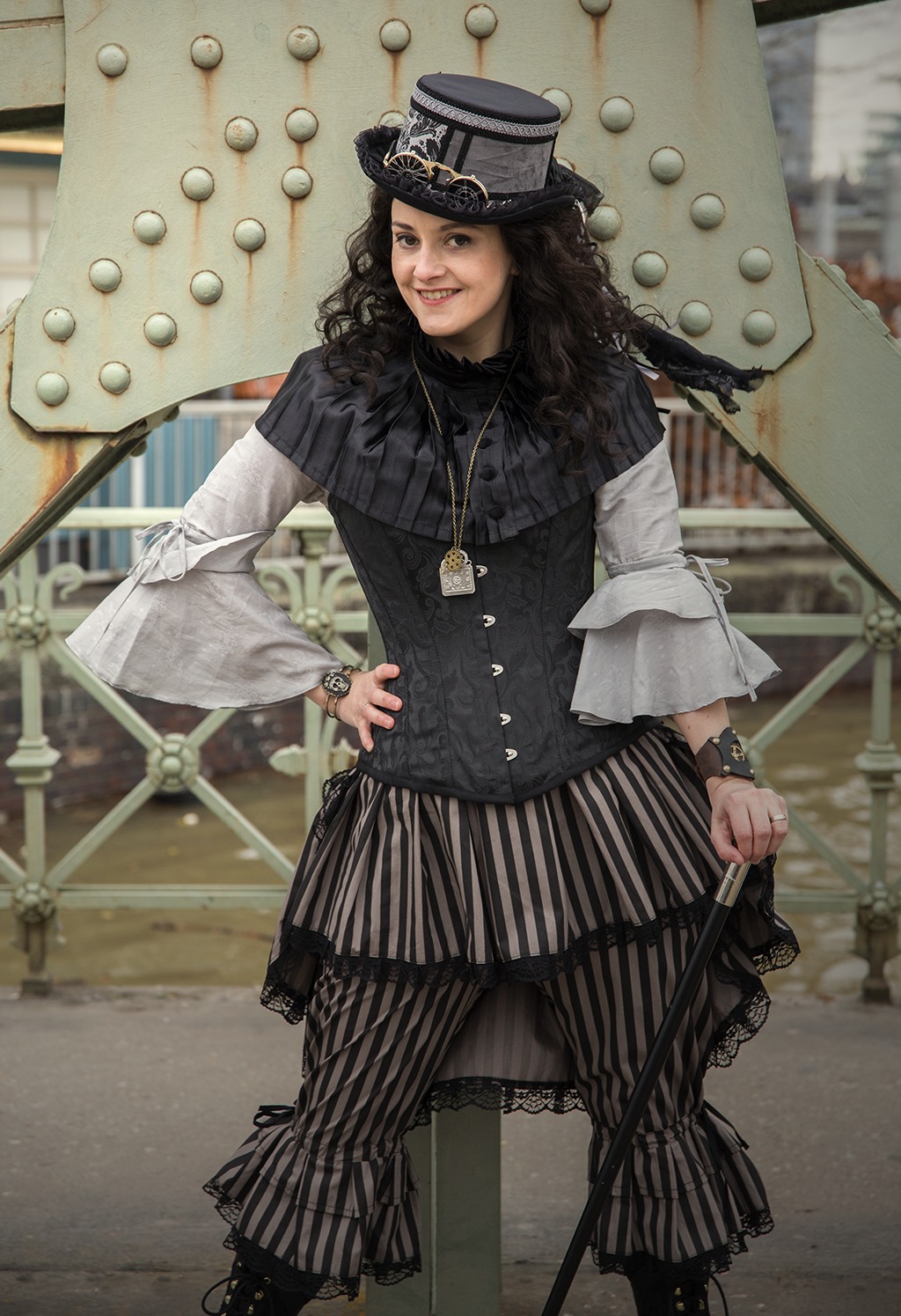 steampunk-costume-women-new-style