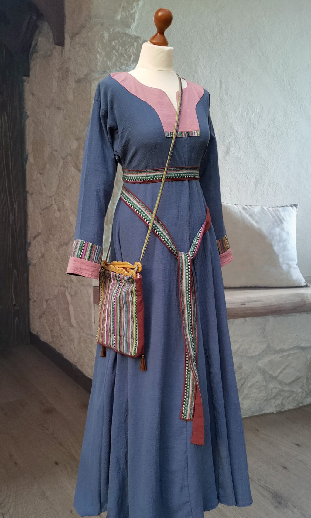 mittelalter kleid bunt